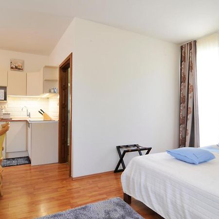 Farkas Apartman Siófok Extérieur photo
