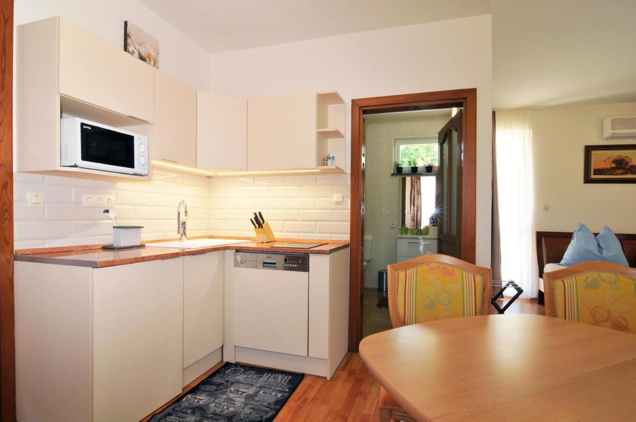 Farkas Apartman Siófok Extérieur photo