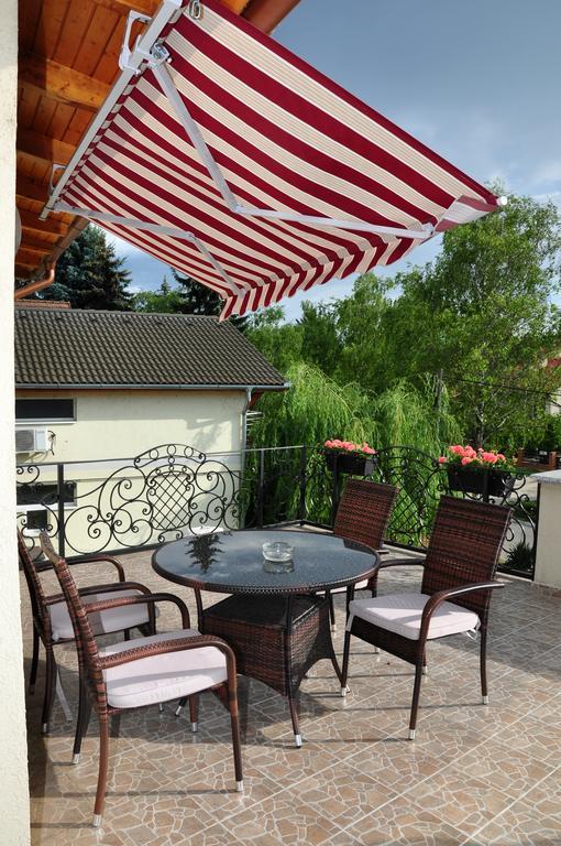 Farkas Apartman Siófok Extérieur photo